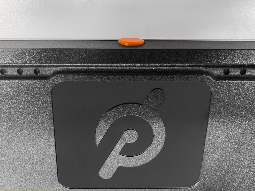 Image of a first-generation Quartz Peloton bike screen.