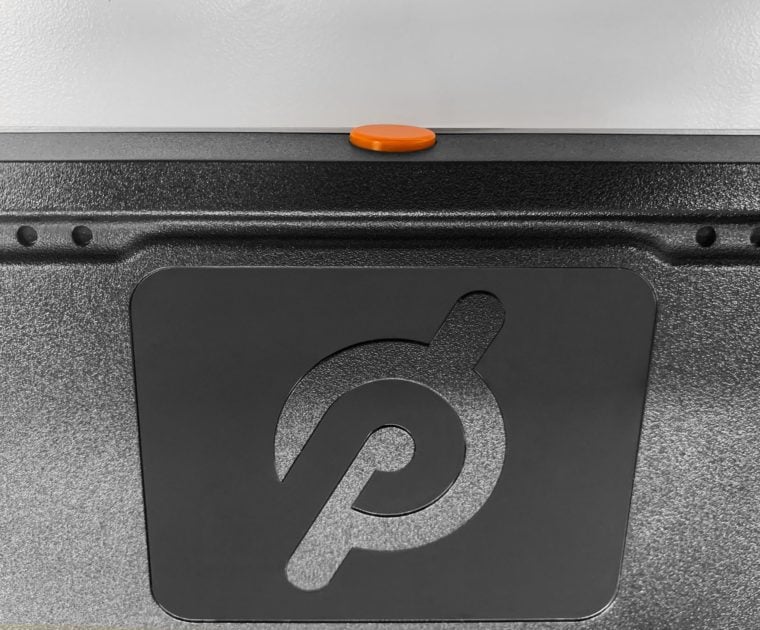 Image of a first-generation Quartz Peloton bike screen.