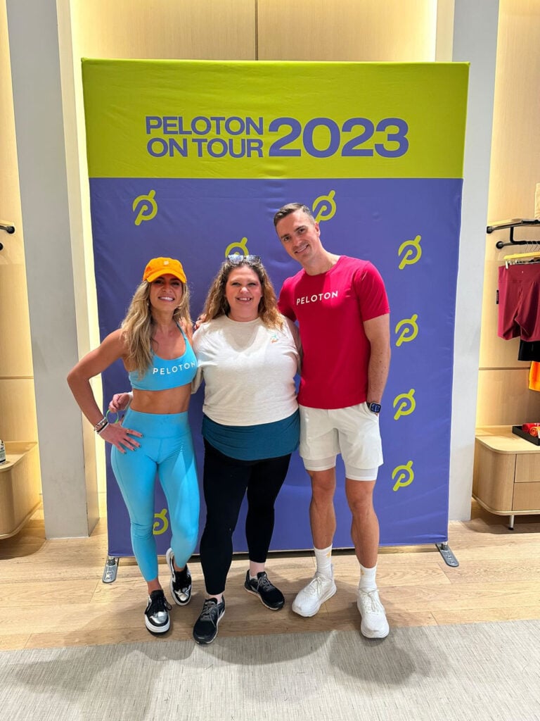 Picture with the Peloton instructors inside the showroom during the Peloton Walk & Talk.