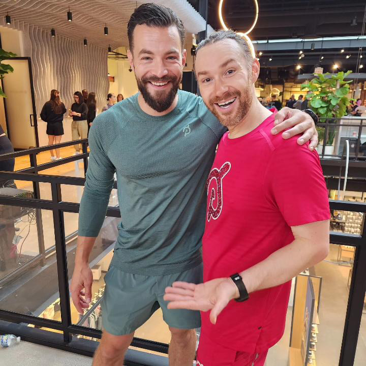 Meet & greet after Adrian's bodyweight strength class. Image credit Braden (#FupaToFabulous).