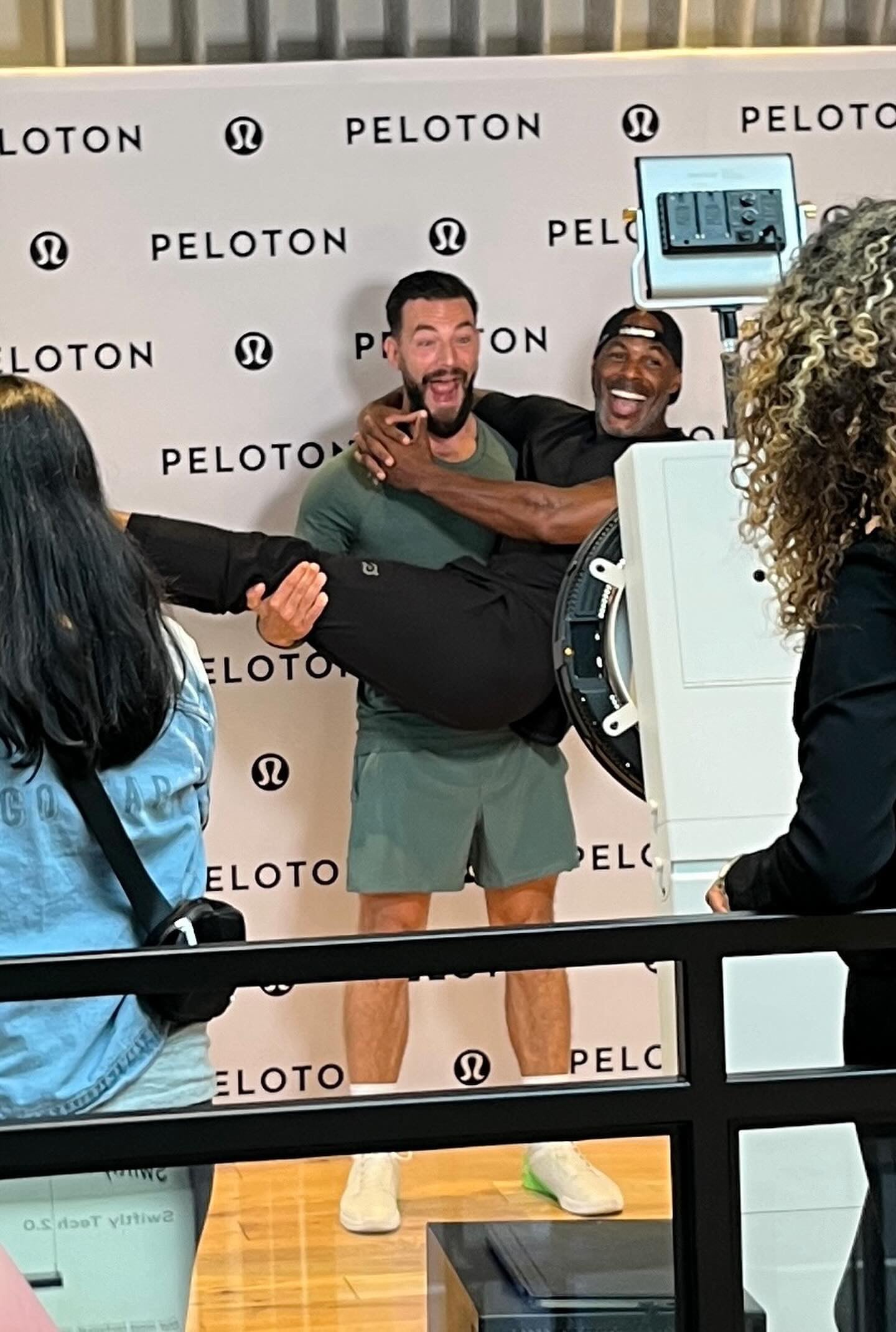 Meet & greet after Adrian's bodyweight strength class. Image credit Stacy (#WickedPelotonah).