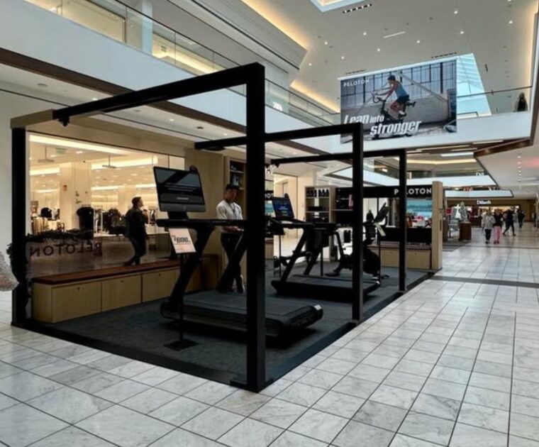 Peloton's micro-store at the Nashville Mall at Green Hills. Image credit Shari (#GoGetHer).