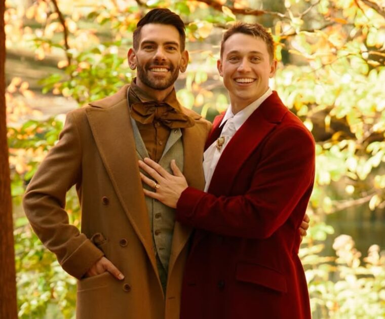 Wedding picture of Matty Maggiacomo & Evan Feeley. Image credit @mattymaggiacomo & @troyhallahan.