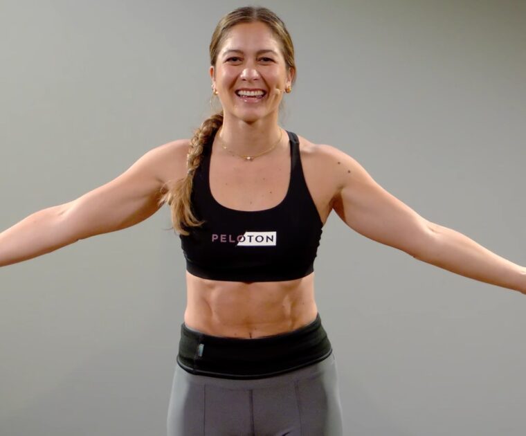 Emma Lovewell in a Crush Your Core 2 class on Peloton.